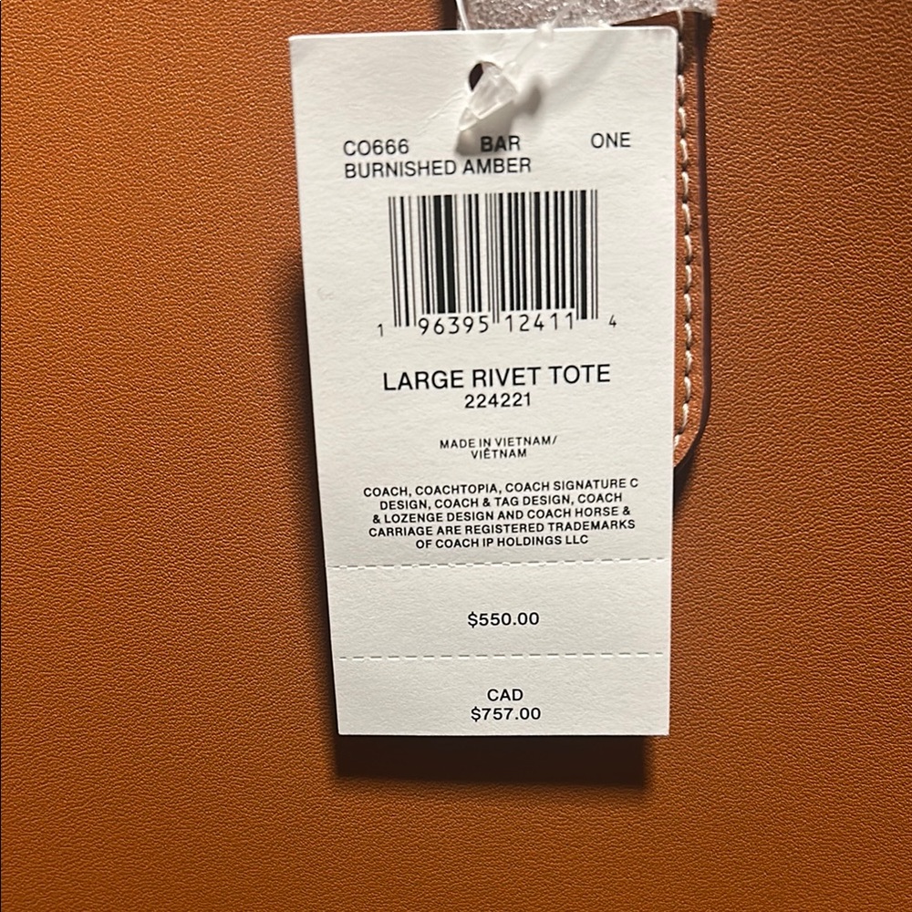 Coach Large Rivet Tote Bag - Picture 7 of 9